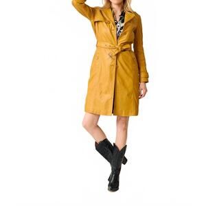 NEW MAURITIUS leah trench coat in yellow